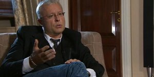 Ρώσος μεγιστάνας γρονθοκόπησε τηλεοπτικά αντίπαλό του και γλίτωσε με 150 ώρες κο