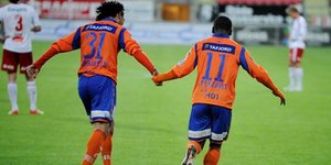 Εντυπωσιακό γκολ από μέσο με σουτ έξω από την περιοχή [βίντεο]