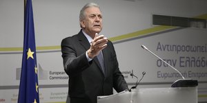O Δημήτρης Αβραμόπουλος/ Φωτογραφία intime/ Λιάκος Γιάννης