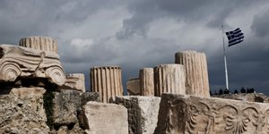 Φωτογραφία: AP Photo/Petros Giannakouris