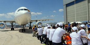 ΦΩΤΟΓΡΑΦΙΑ: ΑΠΕ-ΜΠΕ