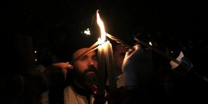 Αυριο Μ. Σάββατο αναχωρεί η αντιπροσωπεία του ΥΠΕΞ για την τελετή αφής του Αγίου Φωτός/Φωτογραφία: Intimenews