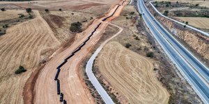 Εκδόθηκε η άδεια εγκατάστασης για τον ελληνοβουλγαρικό αγωγό φυσικού αερίου(Φωτογραφία: ΜΟΤΙΟΝΤΕΑΜ/ΒΕΡΒΕΡΙΔΗΣ ΒΑΣΙΛΗΣ)