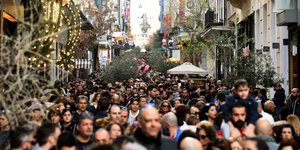 Εορταστικό ωράριο καταστημάτων