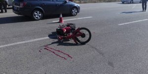 Μοτοσικλέτα συγκρούστηκε με λεωφορείο