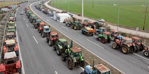 Με ενίσχυση των μπλόκων απειλούν οι αγρότες την κυβέρνηση -Φωτογραφία: Intimenews/ΚΥΔΩΝΑΣ ΓΙΩΡΓΟΣ