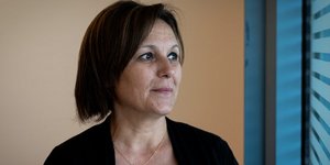 Η Πιέρα Αγιέλο αποκάλυψε στον Guardian το πρόσωπό της