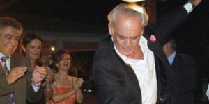 Αγέρωχος μέχρι και στην πτώση του ο ιέραξ του σοσιαλισμού