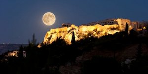 Η Ώρα της Γης 2012: Σβήνουν τα φώτα σε Ακρόπολη και φρούριο της Κέρκυρας
