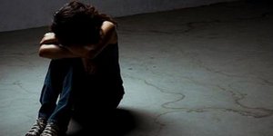 Σοκ στη Μυτιλήνη – Ενας 23χρονος Ελληνας βίασε 13χρονο κορίτσι σε ξενοδοχείο