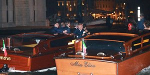 Tα πρώτα πάρτι για το γάμο Κλούνεϊ- Αλαμουντίν: Η νύφη στα κόκκινα