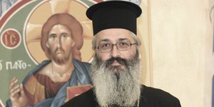 Αλεξανδρουπόλεως Ανθιμος: Να καταργηθεί ο θρησκευτικός όρκος για πολιτικούς και