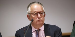 Ο συνταγματολόγος Νίκος Αλιβιζάτος- φωτογραφία intimenews