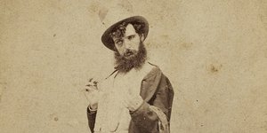 Selfies με κοινωνικό μήνυμα από τον 19ο αιώνα: Τα 5 στάδια της «ευφορίας» από έν