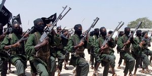 Φωτογραφία: AP/ Στην φωτογραφία απεικονίζεται η εξτρεμιστική τρομοκρατική οργάνωση Αλ Σαμπάμπ