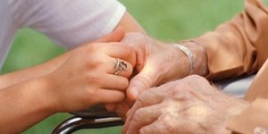 Δείτε πω το Αλτσχάιμερ καταστρέφει τον ανθρώπινο εγκέφαλο [βίντεο]