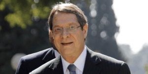 Μπλοκάρει η Κύπρος – Πλαφόν σε μετρητά