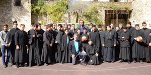 Ο Ανδρέας Λοβέρδος στην Αθωνιάδα Εκκλησιαστική Ακαδημία -Τι συζήτησε με τους καθ