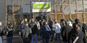 Σοκάρει η έκθεση του ΟΟΣΑ: Σε 48 εκατ. ανέρχονται οι νεαροί άνεργοι στις 34 χώρε