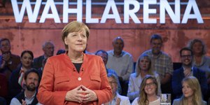 Απλή εμφανίστηκε η Γερμανίδα Καγκελάριος. Φωτογραφία αρχείου: Daniel Reinhardt/dpa via AP