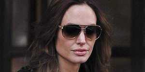 Ανζτελίνα Τζολί