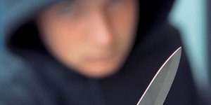 Νεαροί Ελληνες πίσω από την άγρια επίθεση εναντίον πέντε μεταναστών στην Κρήτη