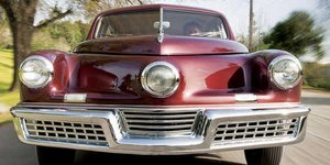 Tucker 48 Torpedo: Στο σφυρί το Tucker του George Lucas που έχει σχεδιάσει Έλλην