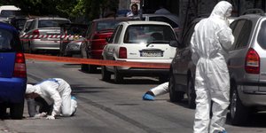 Τον Μαζιώτη και την ομάδα που χτύπησε τα γραφεία της ΝΔ βλέπει η ΕΛΑΣ πίσω από τ