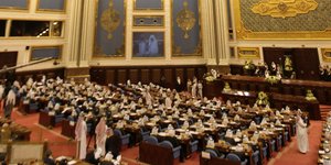 Δεν διευκρίνισαν τους λόγους για τους οποίους παύθηκε από τα καθήκοντά του ο αξιωματούχος