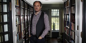 Στην Αθήνα ο βραβευμένος με Πούλιτζερ Τζέφρι Ευγενίδης