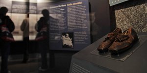 Στηρίζουν ο Τζέιμς Κάμερον και ο Ρόμπερτ Μπάλαρντ