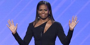 Με μία τρυφερή ανάρτηση ευχήθηκε η Ομπάμα στη μητέρα της (Φωτογραφία: AP/ Chris Pizzello)