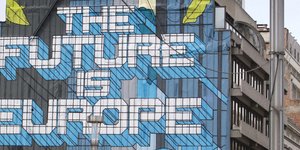 Εξι ακροδεξιοί πολιτικοί σχηματισμοί εξαρτώνται από την επιδότηση της ΕΕ