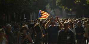 Οι γνώμες στο καταλανικό στρατόπεδο διχάζονται