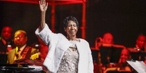 «Μία θλιβερή είδηση» έγραφε ο @ArethaFranklinn