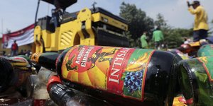 Η πώληση αλκοόλ παραμένει νόμιμη σε σουπερμάρκετ