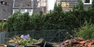 Ενας πυροσβέστης έπαθε ηλεκτροπληξία