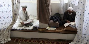 θα σταματήσουν οι επιχειρήσεις εναντίον των Ταλιμπάν εως 20 Ιουνίου