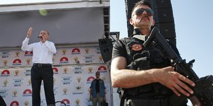 Συνελήφθησαν σε μια σειρά από αστυνομικές εφόδους