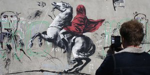 «Ο Ναπολέων διασχίζοντας τις Άλπεις»