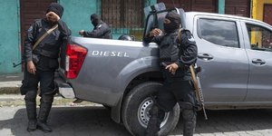 Εχουν χάσει τη ζωή τους πάνω από 350 άνθρωποι