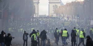 Διαδηλωσεις