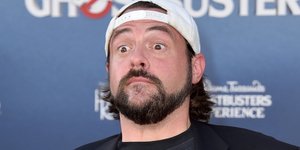 Διαθέτει τα χρήματα στη μη κερδοσκοπική οργάνωση «Women in Film»