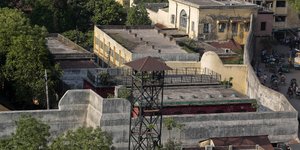 Προβαίνουν σε αυθαίρετες συλλήψεις