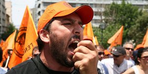 «Λουκέτο» σε όλη τη χώρα– Χειρόφρενο στα μέσα μεταφοράς- Δείτε ποιοι απεργούν