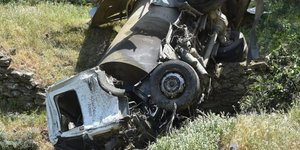 Φωτογραφία: AΠΕ-ΜΠΕ- To απορριμματοφόρο στην Τήνο