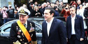 Τσίπρας με Αποστολάκη/Φωτογραφία: Eurokinissi