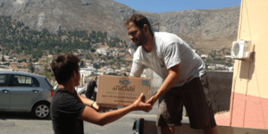 Ποιος είναι ο Φιλανθρωπικός Οργανισμός «Αποστολή» που μοιράζει τρόφιμα και φάρμα