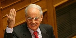 Κακλαμάνης σε δημοσιογράφους: «Θα σας τρελάνει ο Παπανδρέου»