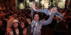 Ενα πραγματικά θορυβώδες βίντεο: Πως έζησε το Μπουένος Άιρες τα πέναλτι του ημιτ